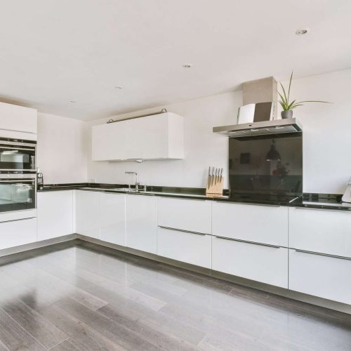Bright and modern kitchen design
